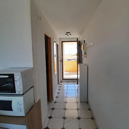 Petit Entre Et Montagne Apartamento *