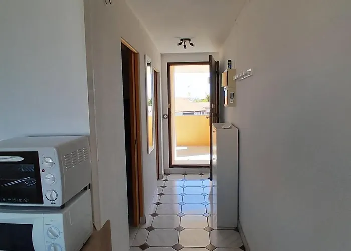 Petit Entre Et Montagne Apartamento *